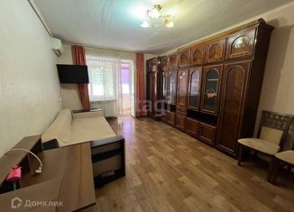 Сдам 2-ком. квартиру, 44.2 м2, Феодосия, улица Луначарского, 1