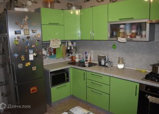 Трехкомнатная квартира на продажу, 78.5 м2, Вологодская область, Октябрьский проспект, 84