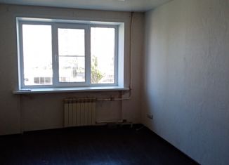 Продаю однокомнатную квартиру, 30.2 м2, Волгоград, улица 64-й Армии, 137