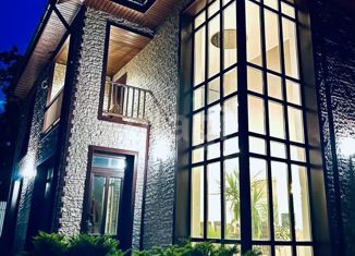 Продам дом, 220.3 м2, Владивосток