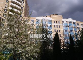 Продам 3-комнатную квартиру, 93.8 м2, Москва, Родионовская улица, 10к1, район Куркино