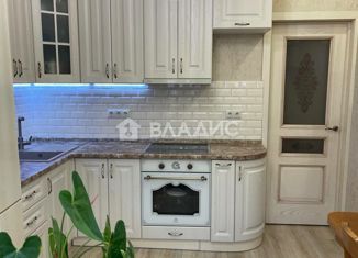 Продажа 1-ком. квартиры, 40 м2, Москва, Святоозёрская улица, 13, метро Лухмановская