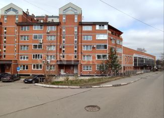 4-комнатная квартира в аренду, 164 м2, Тула, улица Льва Толстого, 132