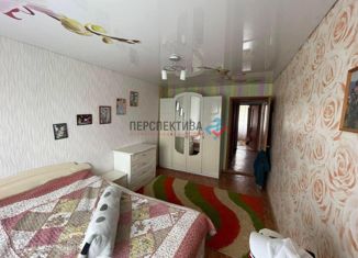 Продаю четырехкомнатную квартиру, 76 м2, Сосенский, улица Кирова, 18А