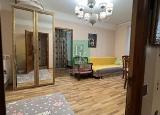 Продается 2-комнатная квартира, 44.2 м2, Севастополь, проспект Генерала Острякова, 45