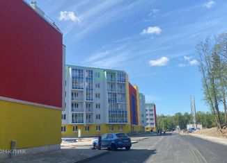 Продажа 2-комнатной квартиры, 37.5 м2, Зеленогорск, улица Строителей, 8