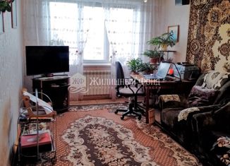 Продам трехкомнатную квартиру, 73.6 м2, Курск, проспект Хрущёва, 31