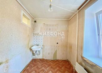 Продам 1-ком. квартиру, 31.9 м2, рабочий посёлок Кольцово, Центральная улица, 9