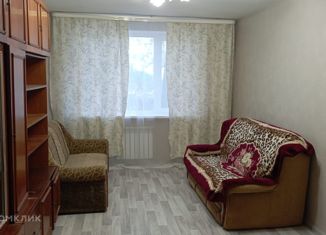 Сдам 2-комнатную квартиру, 56 м2, Севастополь, проспект Октябрьской Революции, 33, Гагаринский район