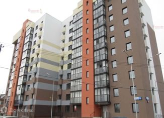 Продажа 3-ком. квартиры, 73 м2, Арамиль, улица Текстильщиков, 6