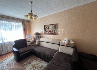 Продается двухкомнатная квартира, 43 м2, Заводоуковск, улица Мелиораторов, 1