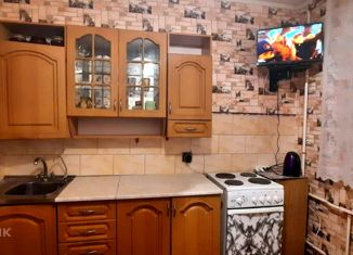 Продается двухкомнатная квартира, 54 м2, Курская область, проспект Вячеслава Клыкова, 6