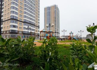 Продаю 2-ком. квартиру, 55 м2, Краснодар, бульвар Адмирала Пустошкина, 11кА, ЖК Титаны