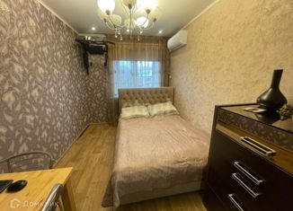 Продам четырехкомнатную квартиру, 61.9 м2, Казань, улица Шамиля Усманова, 32, Московский район