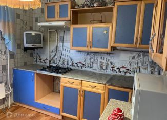 Продаю 4-ком. квартиру, 83.7 м2, Еманжелинск, Северная улица, 46