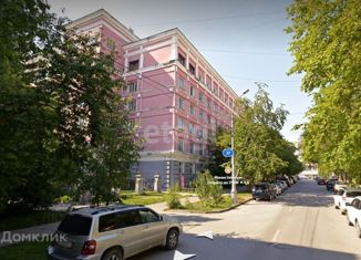 Продается 1-комнатная квартира, 42 м2, Новосибирск, метро Площадь Ленина, улица Урицкого, 37
