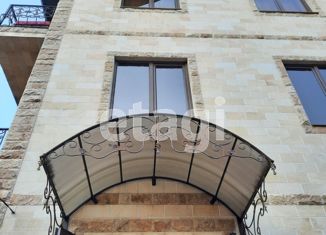 Продам дом, 850 м2, Туапсе, площадь Октябрьской Революции