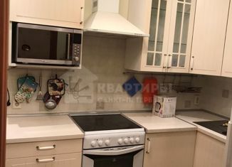 Сдаю в аренду 1-ком. квартиру, 37 м2, Санкт-Петербург, улица Брянцева, 15к2, метро Гражданский проспект