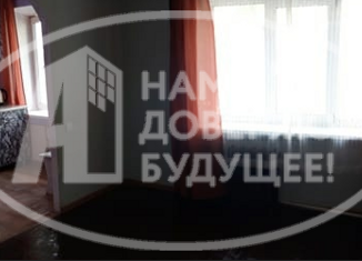 Продаю 1-ком. квартиру, 22 м2, Лысьва, улица Федосеева, 54