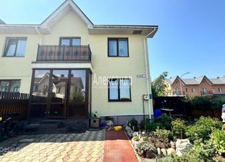 Продаю таунхаус, 50 м2, коттеджный посёлок Шагрово, улица Есенина, 8