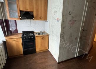 Продаю двухкомнатную квартиру, 40 м2, Балашов, Спортивная улица, 22