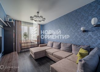 Продаю 3-комнатную квартиру, 81.2 м2, Екатеринбург, улица Краснолесья, 145