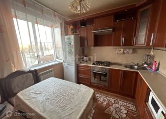 Продаю 3-ком. квартиру, 64 м2, Губкин, улица Королева, 3