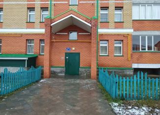 Продаю 1-ком. квартиру, 37.8 м2, Арск, улица Мусы Джалиля, 7