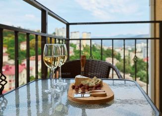 Продается 2-ком. квартира, 65 м2, Сочи, улица Егорова, 1, микрорайон Центральный