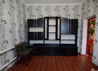 Продаю трехкомнатную квартиру, 72 м2, станица Старотитаровская, улица Ленина, 220