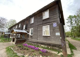 Продаю двухкомнатную квартиру, 60 м2, Киров, Октябрьская улица, 8А, Нововятский район