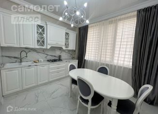 Продам трехкомнатную квартиру, 118 м2, Грозный, улица Сайханова, 133, Октябрьский район
