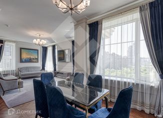 Продаю трехкомнатную квартиру, 117 м2, Москва, Минская улица, 2, метро Минская