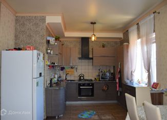 Продам пятикомнатную квартиру, 197 м2, Геленджик, переулок Ахматовой, 7