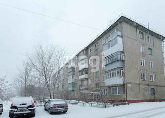 Продам трехкомнатную квартиру, 56.4 м2, Челябинская область, проспект имени Ю.А. Гагарина, 5-я линия, 9