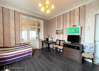 Продам 1-ком. квартиру, 30.3 м2, Алупка, улица Ленина, 35