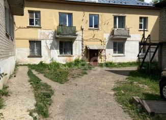 Продается 2-комнатная квартира, 46.9 м2, Буй, улица Октябрьской Революции, 21