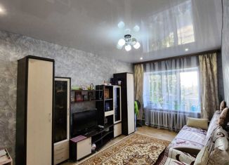 Продажа двухкомнатной квартиры, 43 м2, поселок городского типа Шемышейка, улица Свердлова, 41