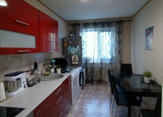 Продаю 3-комнатную квартиру, 60 м2, Фокино, улица Тихонова, 5
