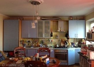Продажа 4-комнатной квартиры, 87 м2, Зеленоградск, Лесопарковая улица, 9