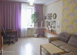 Продам трехкомнатную квартиру, 89 м2, Кирово-Чепецк, проспект Кирова, 6
