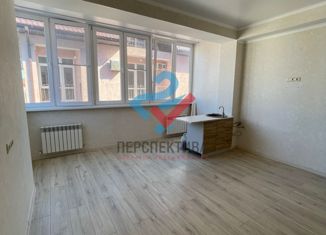 Продаю 2-ком. квартиру, 49 м2, село Витязево, улица Воина Шембелиди, 24