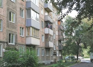 Продам 3-комнатную квартиру, 58.5 м2, Красноярский край, Семафорная улица, 241