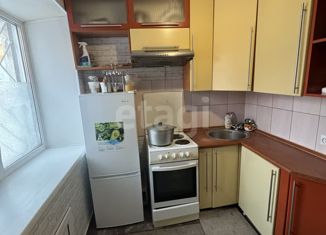 Продаю 2-комнатную квартиру, 45 м2, Кемеровская область, Кузнецкий проспект, 98