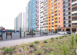 Продается 3-ком. квартира, 69.9 м2, Уфа, ЖК 8 Марта, улица Асхата Мирзагитова, 10/1