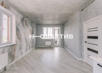 Продам трехкомнатную квартиру, 71.4 м2, Новосибирская область, улица Кирова, 276