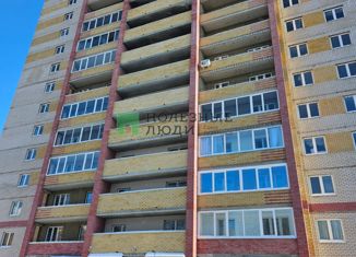 Двухкомнатная квартира на продажу, 58.9 м2, Кировская область, улица Маклина, 60А