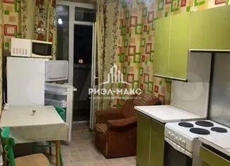 Сдается в аренду 1-ком. квартира, 39 м2, Брянск, улица Дуки, 63