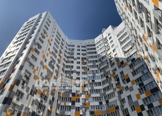 Продается 3-комнатная квартира, 75 м2, Ростовская область, улица Луначарского, 177Бк2