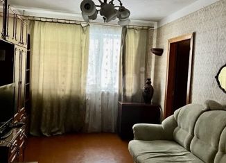 Продажа 4-ком. квартиры, 65 м2, Шебекино, Парковая улица, 2